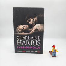 Load image into Gallery viewer, Living Dead in Dallas (Sookie Stackhouse #2) - Charlaine Harris
