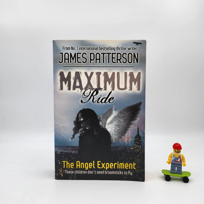 The Angel Experiment (Maximum Ride #1)