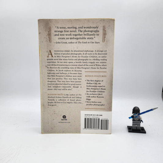 Miss Peregrine's Home for Peculiar Children (Miss Peregrine's Peculiar Children #1)