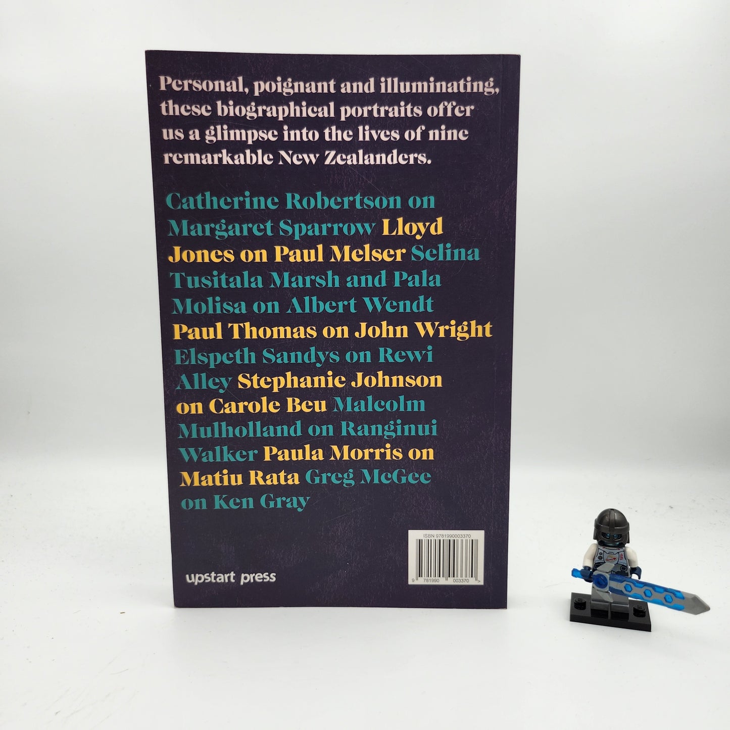 Nine Lives New Zealand Writers on Notable New Zealanders - Various Authors