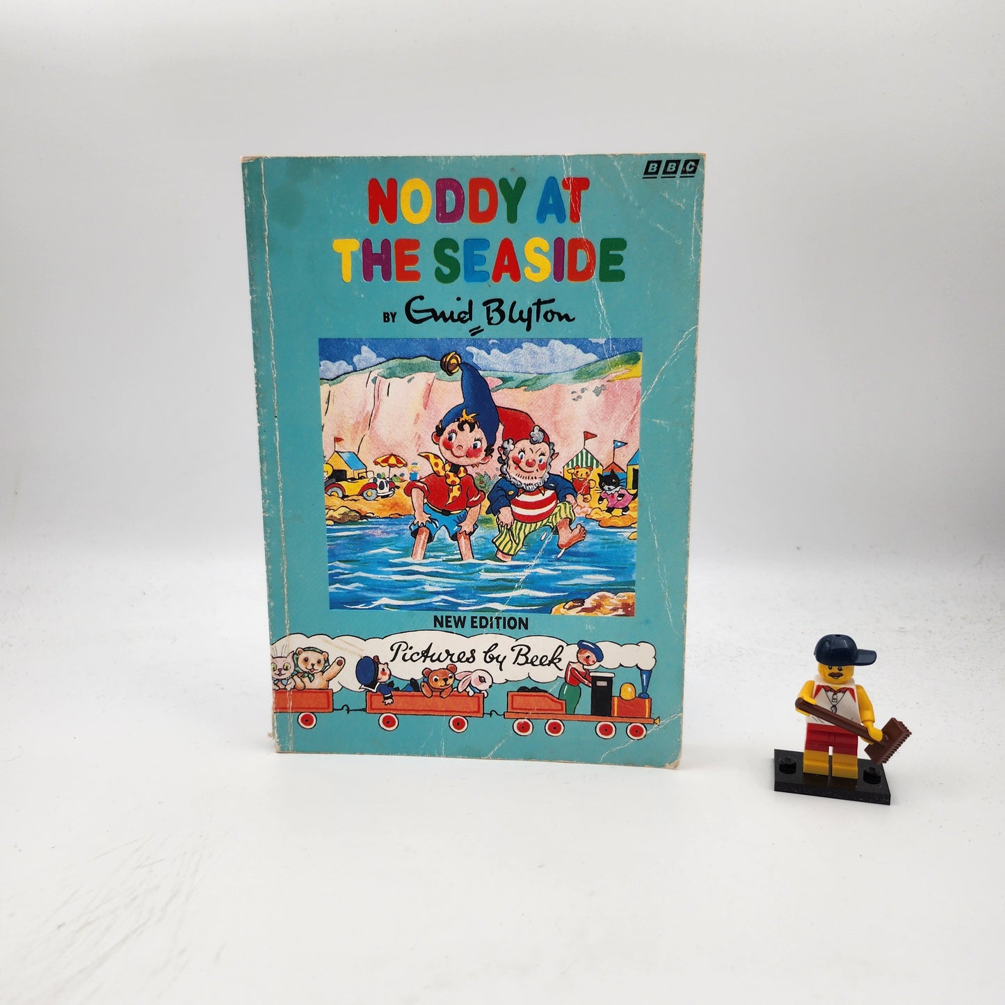 Noddy at the Seaside (Noddy #7)