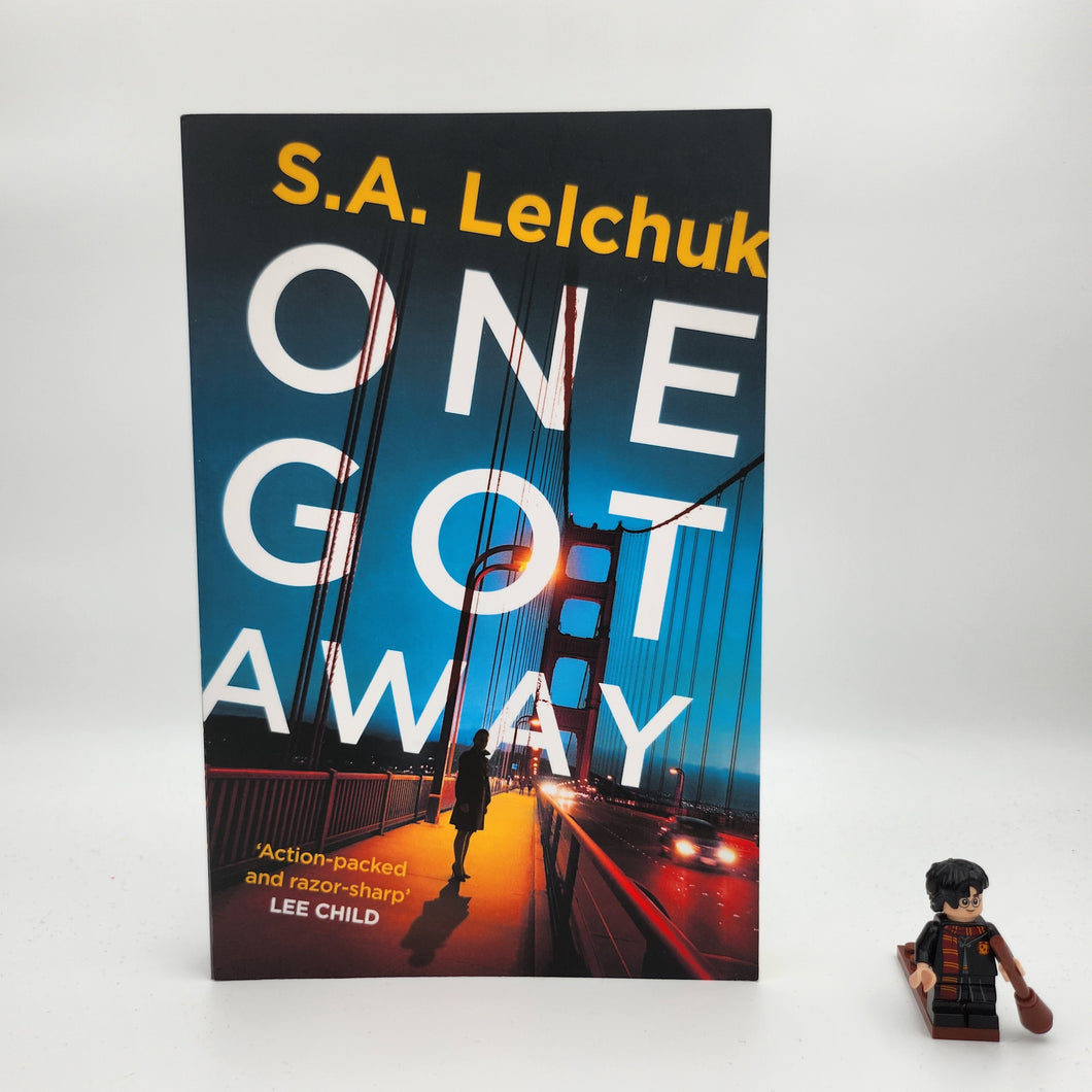 One Got Away (Nikki Griffin #2) - S. A. Lelchuk