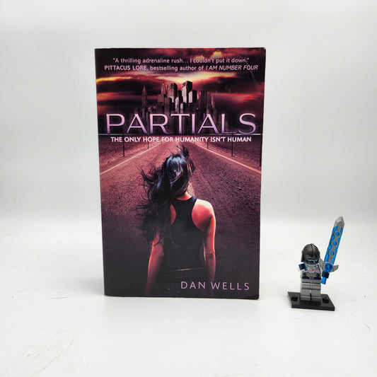 Partials (Partials Sequence #1)