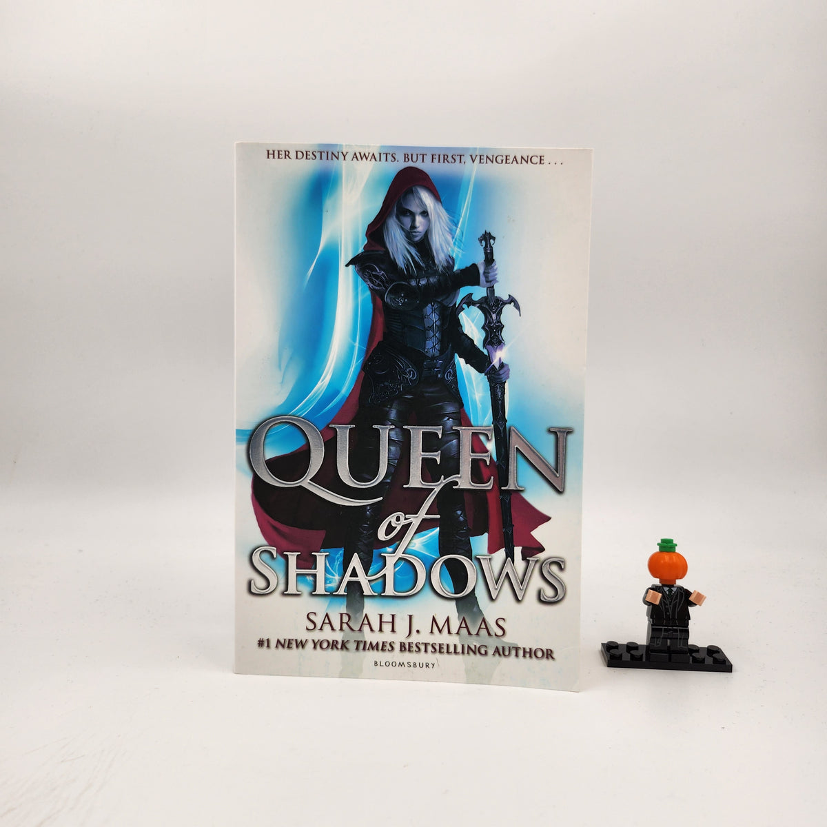 Queen of Shadows (Throne of Glass #4)