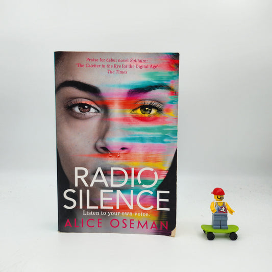 Radio Silence (Osemanverse #9) - Alice Oseman