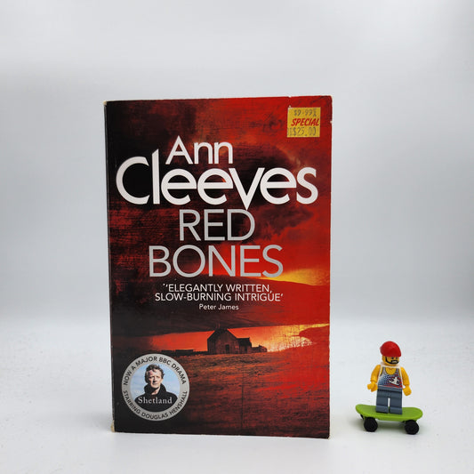 Red Bones (Shetland #6)