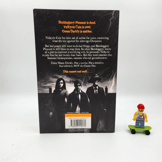 Resurrection (Skulduggery Pleasant #10)