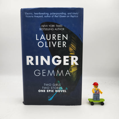 Ringer(Replica #2) - Lauren Oliver