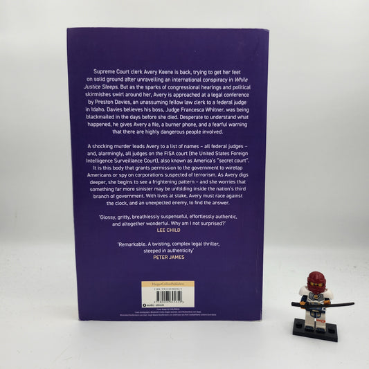 Rogue Justice (Avery Keene #2) - Stacey Abrams