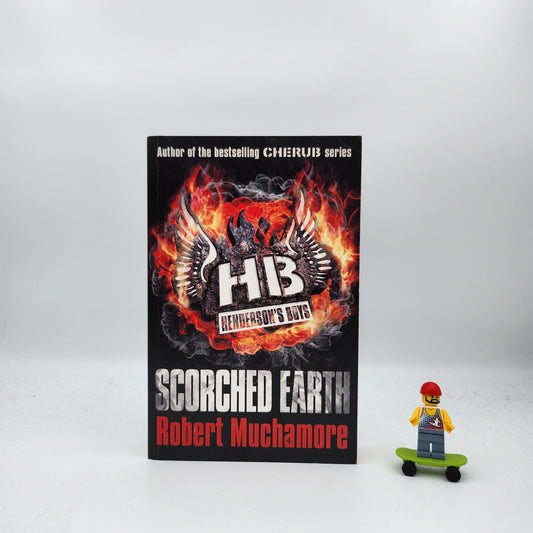 Scorched Earth (Henderson's Boys #7) - Robert Muchamore