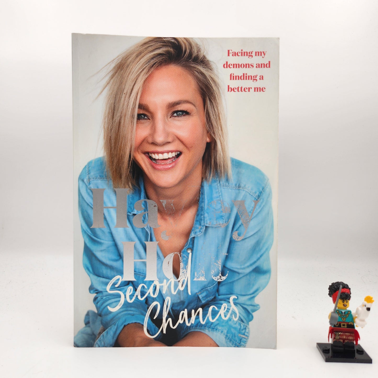 Second Chances: Facing My Demons and Finding a Better Me - Hayley Holt