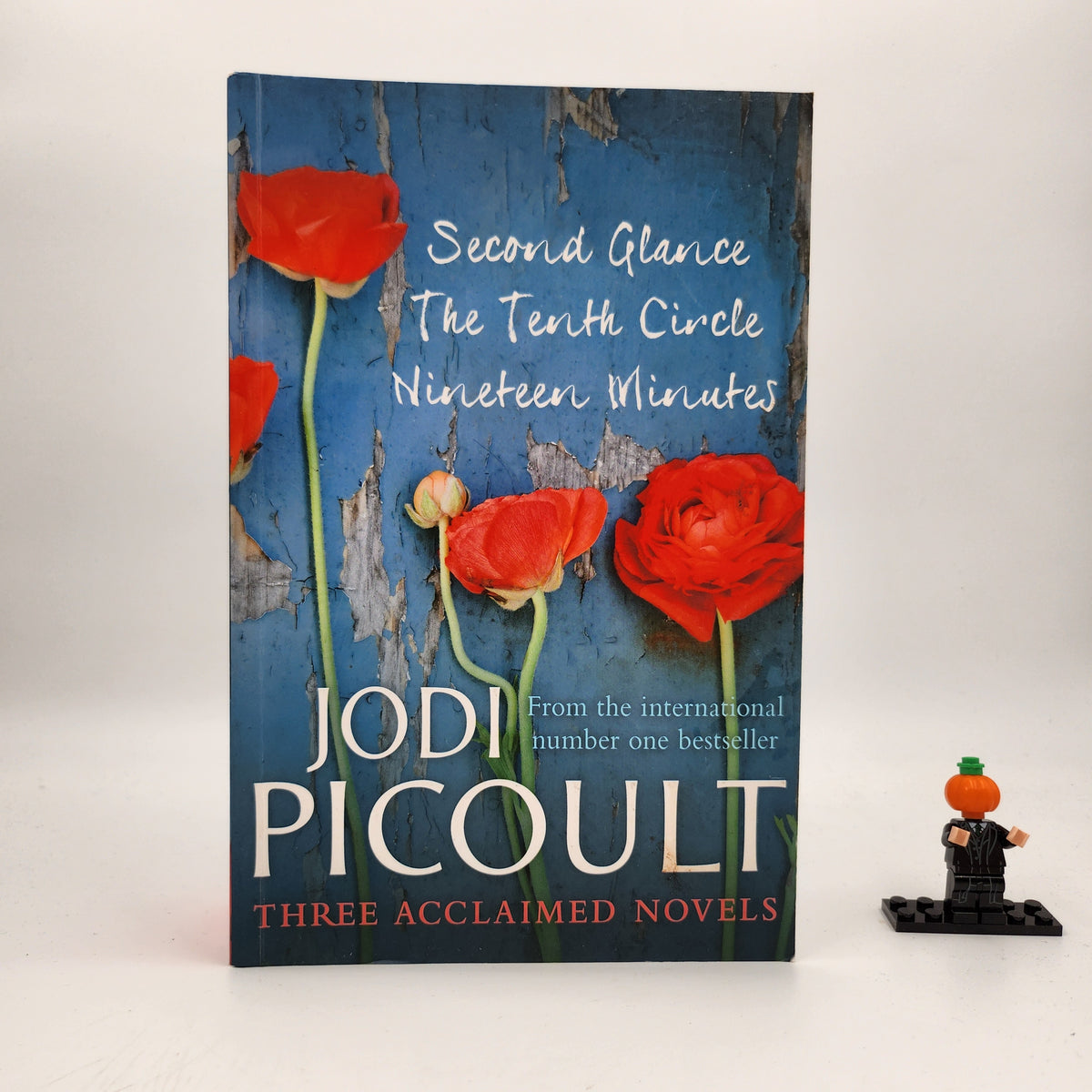 Second Glance / The Tenth Circle / Nineteen Minutes