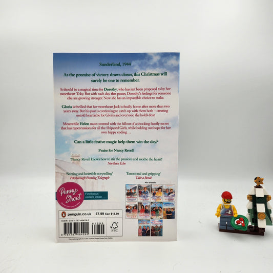 Shipyard Girls Under the Mistletoe (Shipyard Girls #11) - Nancy Revell