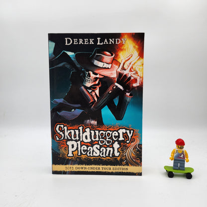 Skulduggery Pleasant (Skulduggery Pleasant #1) (ANZ Tour Edition)