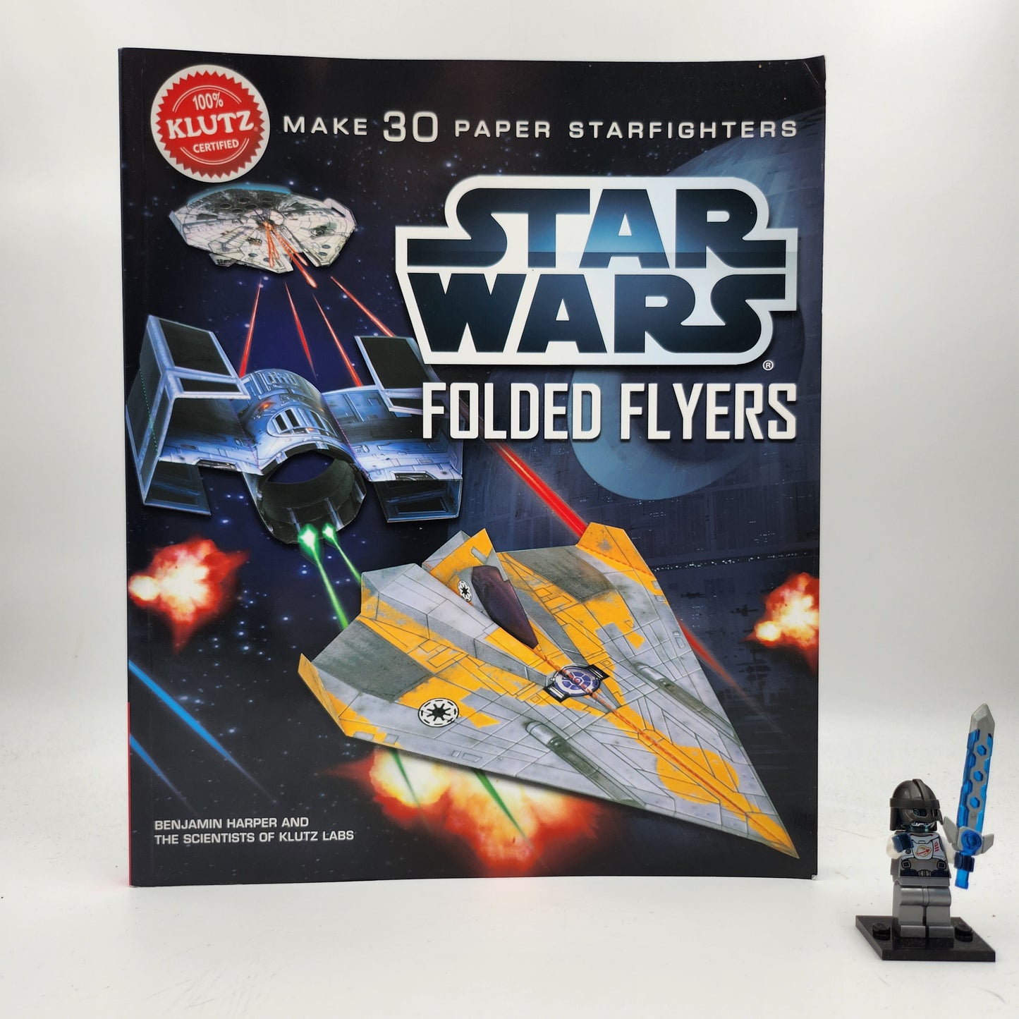 Star Wars Folded Flyers: Make 30 Paper Starfighters