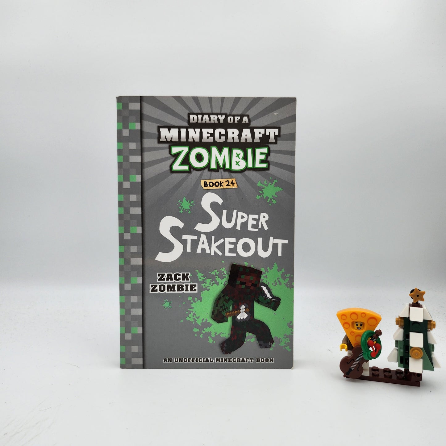Super Stakeout  (Diary of a Minecraft Zombie #24) - Zack Zombie