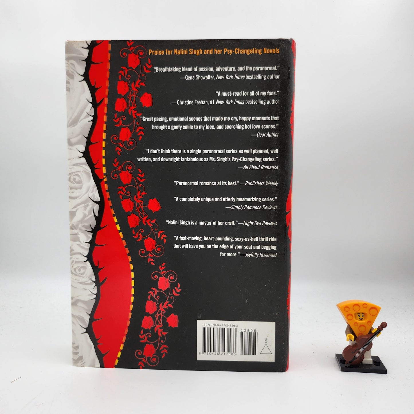 Tangle of Need (Psy-Changeling #11) - Nalini Singh (First Edition)