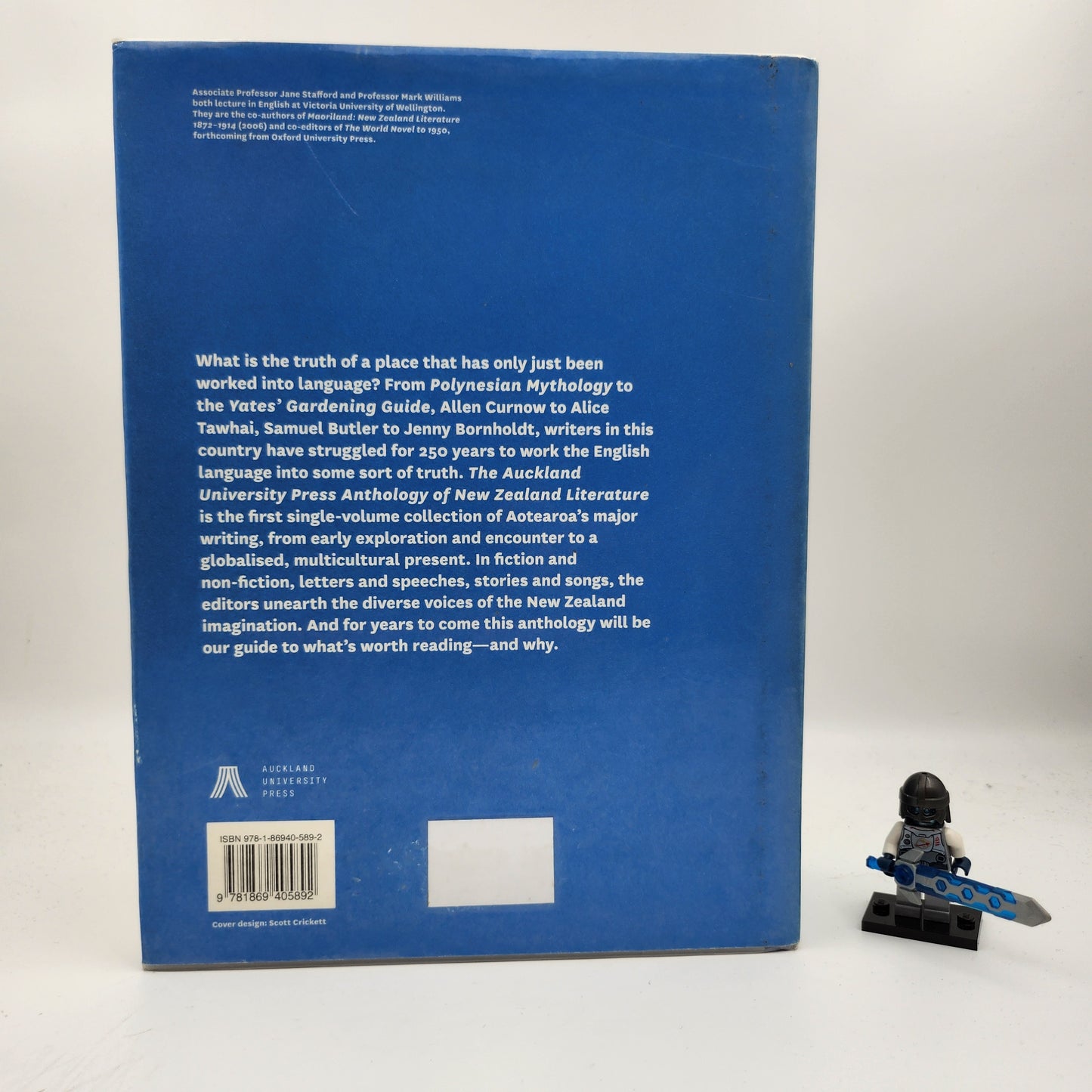 The Auckland University Press Anthology of New Zealand Literature - Jane Stafford (Editor), Mark Williams (Editor)