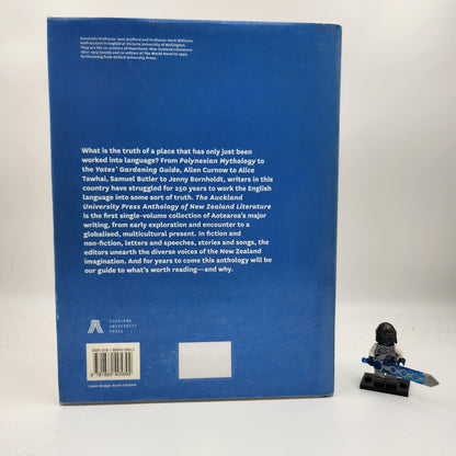 The Auckland University Press Anthology of New Zealand Literature - Jane Stafford (Editor), Mark Williams (Editor)