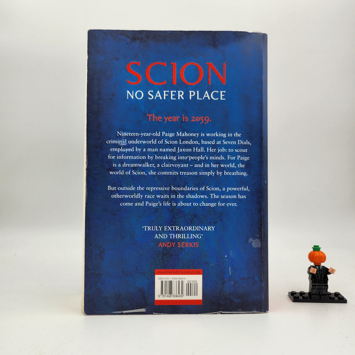 The Bone Season (The Bone Season #1)
