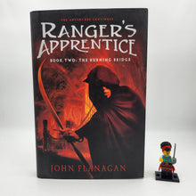 Load image into Gallery viewer, The Burning Bridge (Ranger&#39;s Apprentice #2)  - John Flanagan
