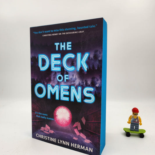 The Deck of Omens (The Devouring Gray #2)