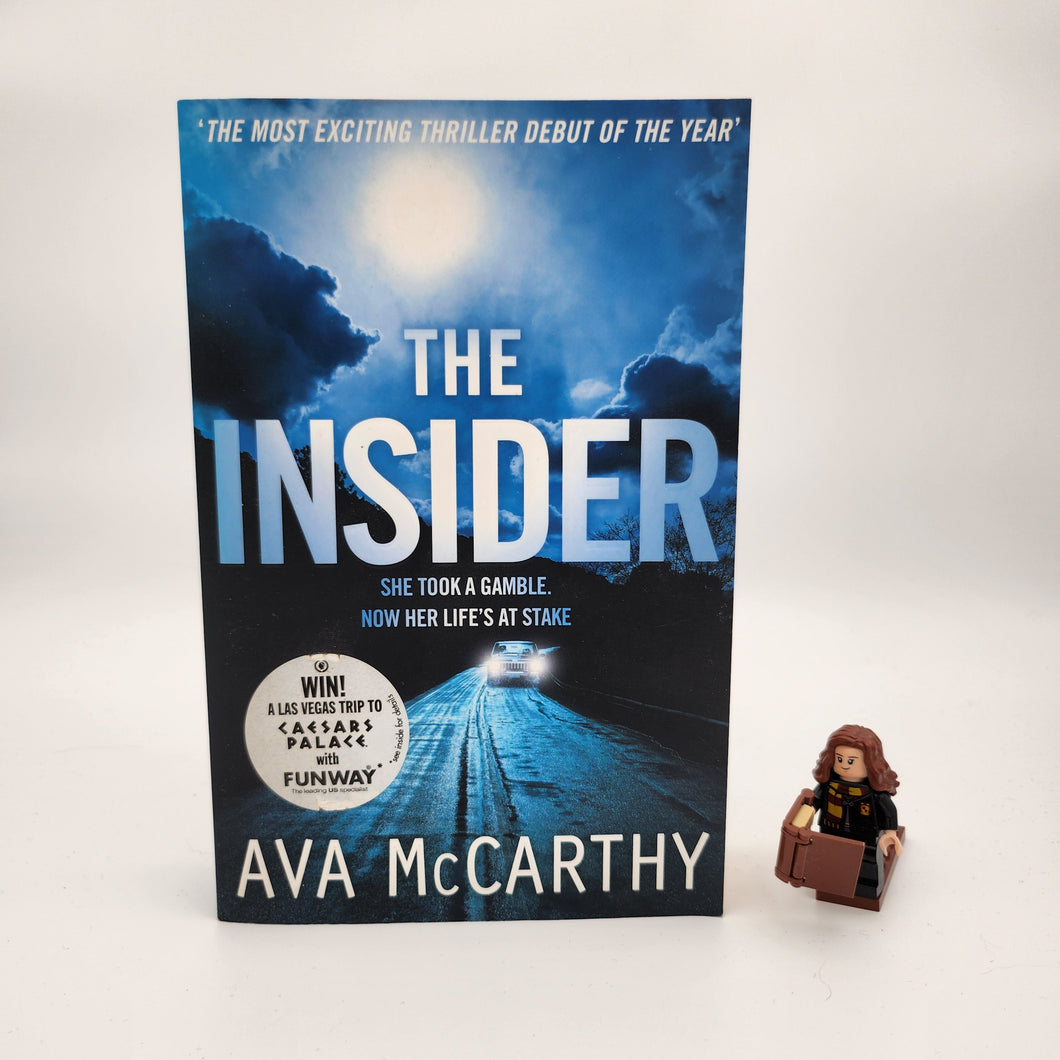 The Insider (Henrietta Martinez #1) - Ava McCarthy