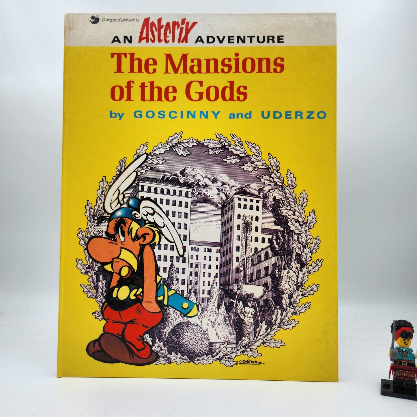 The Mansions of the Gods (Astérix #17)