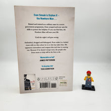 Load image into Gallery viewer, The Nowhere Man (Orphan X #2)  - Gregg Hurwitz
