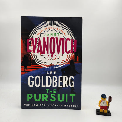 The Pursuit (Fox and O'Hare #5) - Janet Evanovich , Lee Goldberg