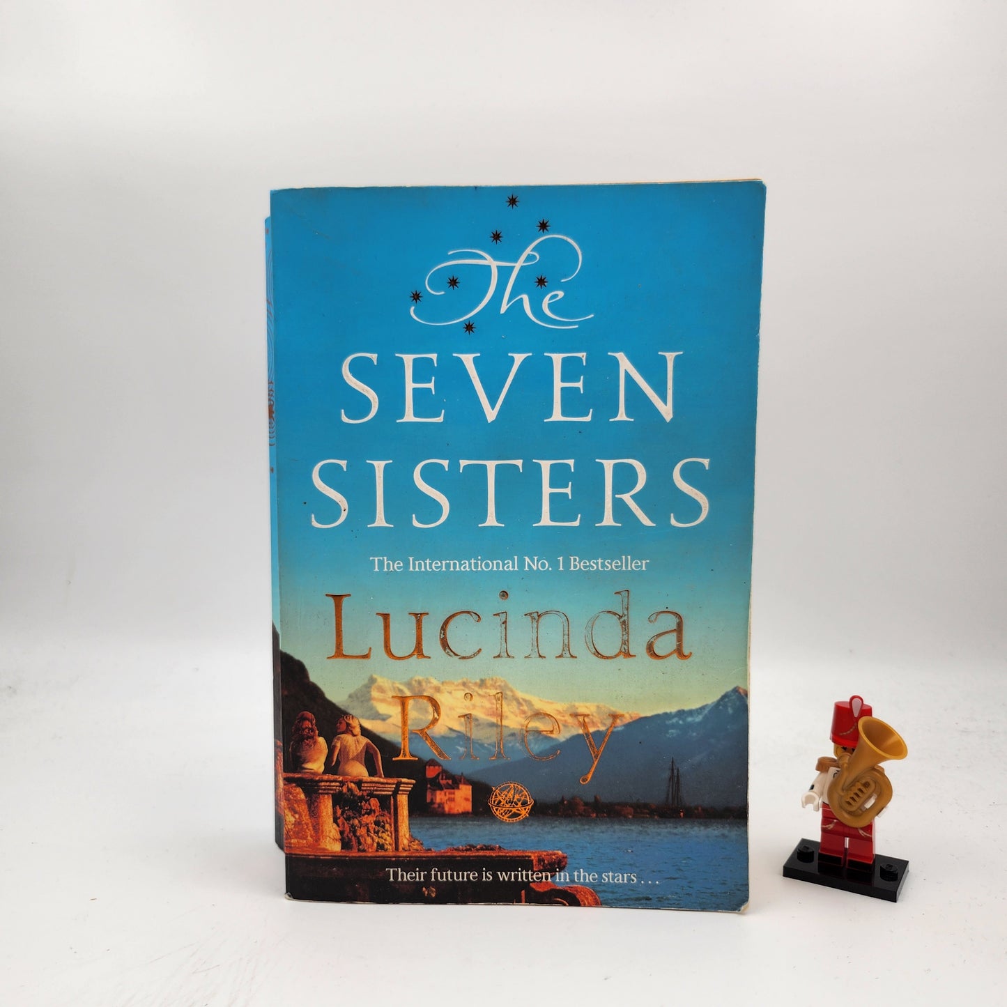 The Seven Sisters (The Seven Sisters #1)