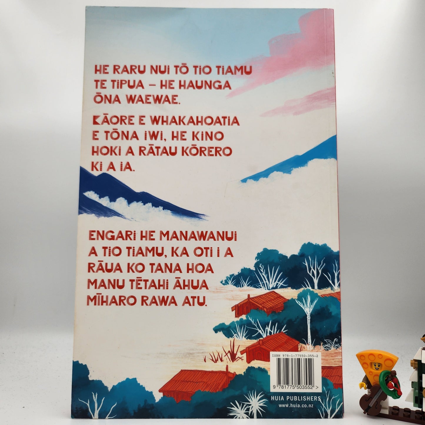 Tio Tiamu (The Smelly Giant) - Kurahau