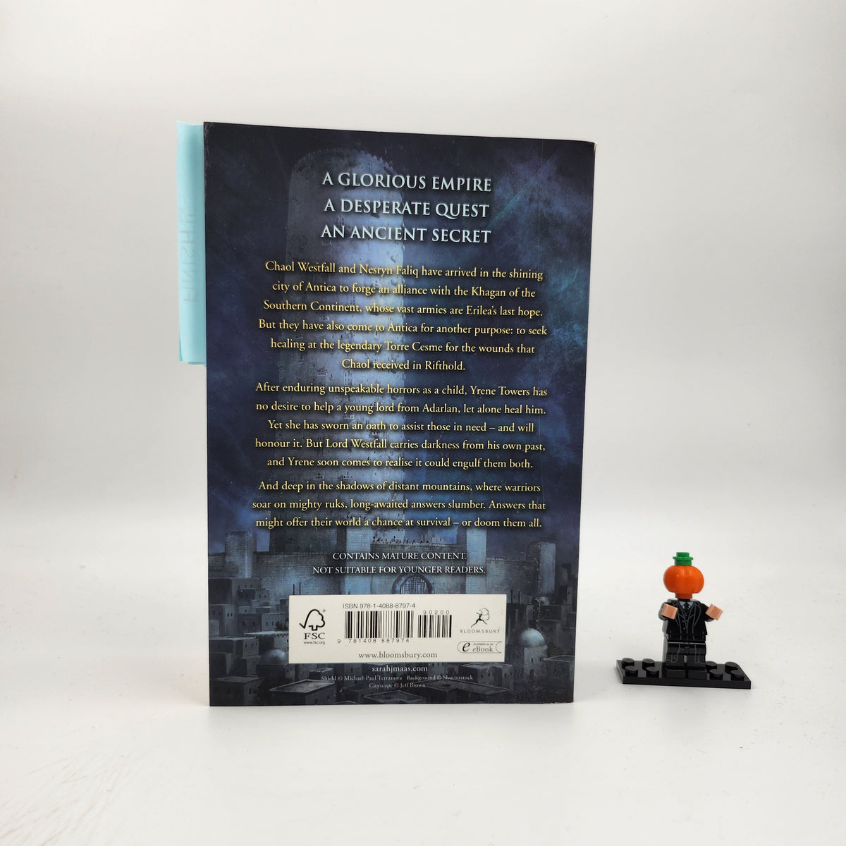 Tower of Dawn (Throne of Glass #6)