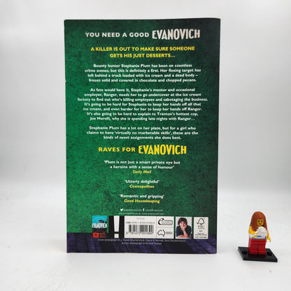 Top Secret Twenty-three (Stephanie Plum #23)
