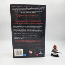 Load image into Gallery viewer, Twilight (The Twilight Saga #1) - Stephenie Meyer

