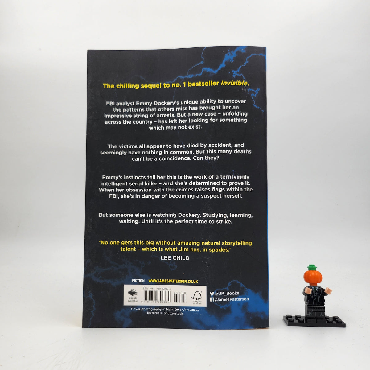 Unsolved (Invisible #2)