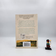 Load image into Gallery viewer, War in Val d&#39;Orcia: An Italian War Diary, 1943-1944 - Iris Origo
