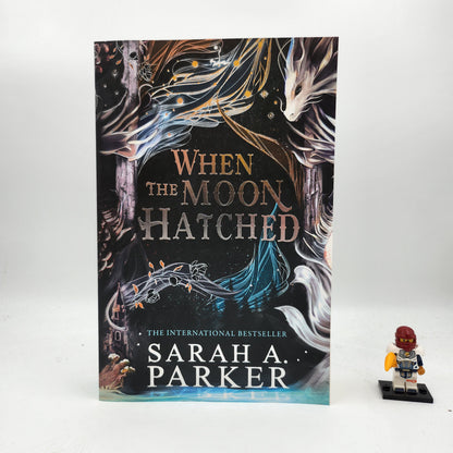 When the Moon Hatched (Moonfall #1)