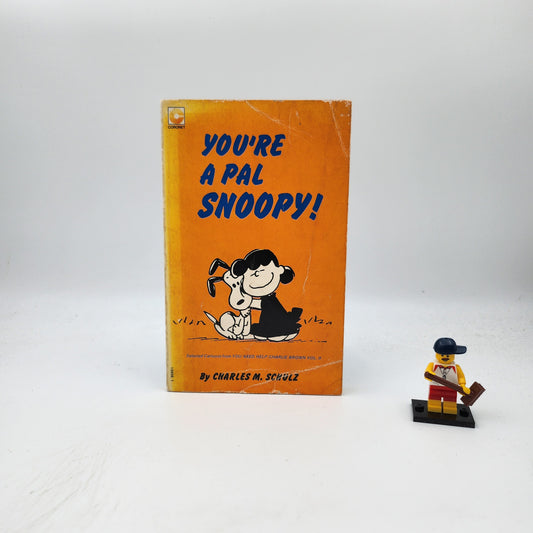 You're a Pal, Snoopy! (Peanuts Coronet #31)